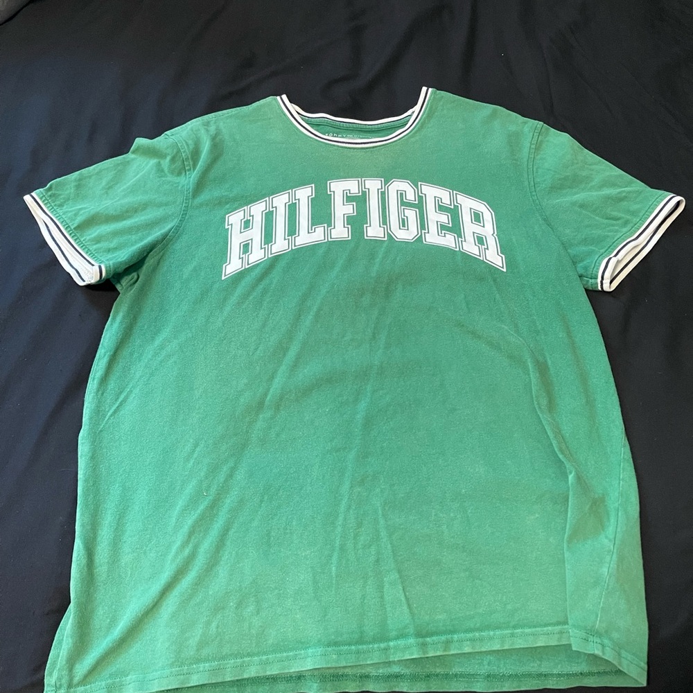 Tommy Hilfiger t shirt